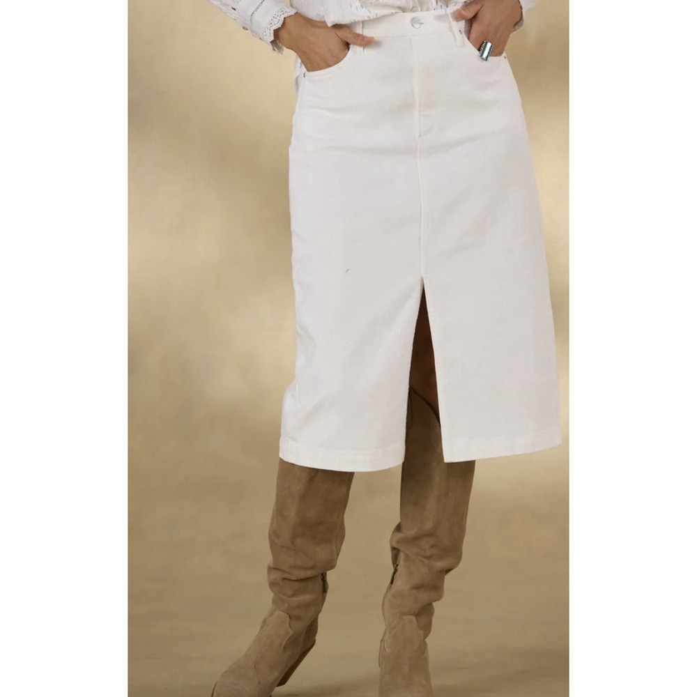 Sundance Blair Denim White Skirt Knee Length Women's Size 30 Front Slit Pencil